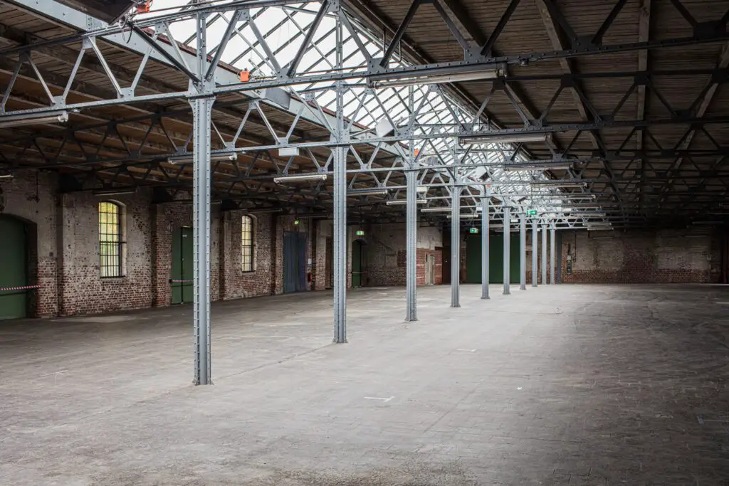 where-are-the-warehouse-raves